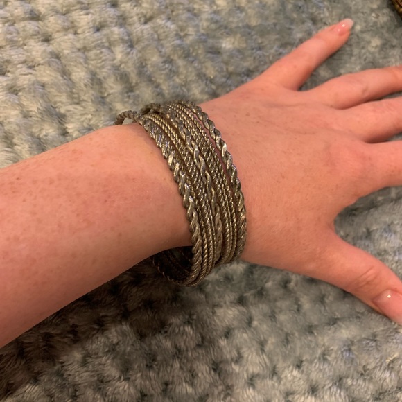 Bracelets - Picture 6 of 6